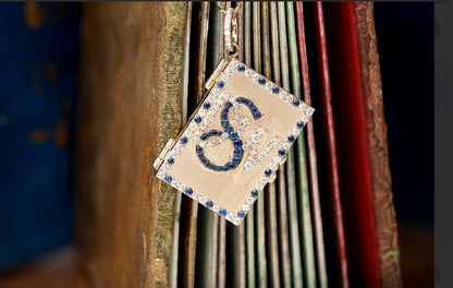 What's Your Story - Custom Gold Books