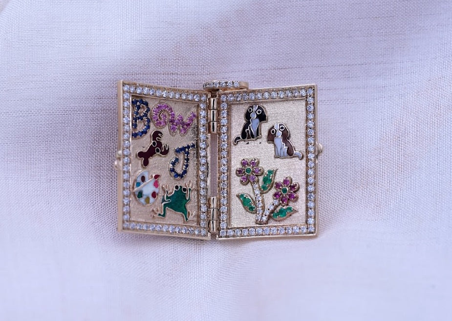 What's Your Story - Custom Gold Books